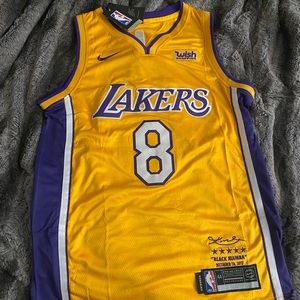 Kobe Bryant retirement jersey